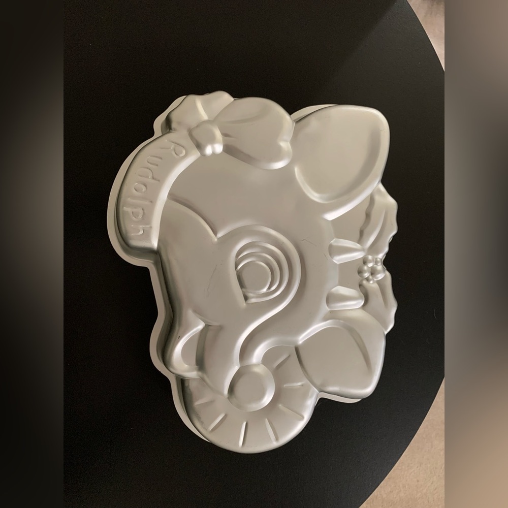 Big Bird, Rudolph, Dinosaur, Winnie The Pooh, Bell Wilton Cake Pans